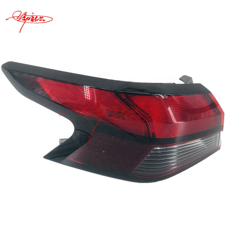 Factory Price Auto Lighting Systems Tail Lamp Car Tail Light 26555-5EE0A For Nissan Sunny Versa 2020 USA