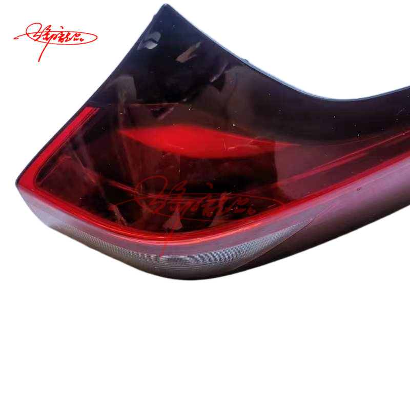 Auto parts Rear Light Tail Lamp oem 26550-6RS0A 26555-6RS0A 26550-6RA0A 26555-6RA0A For NiSSAN X-trail/Rogue  T33 2022